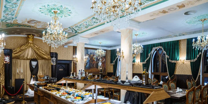 Pobyt na zámku pri Karlových Varoch: neobmedzený wellness, polpenzia, masáž aj procedúry