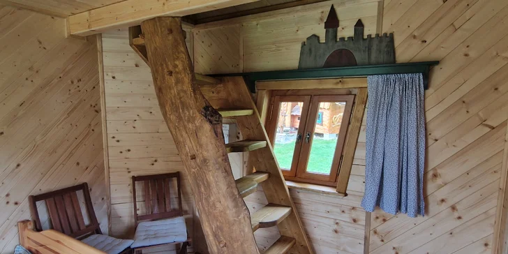 Chalúpky v Pekle Čertovina: polpenzia, animačný program, detská herňa a zľava na vstup do Rozprávkovej dedinky