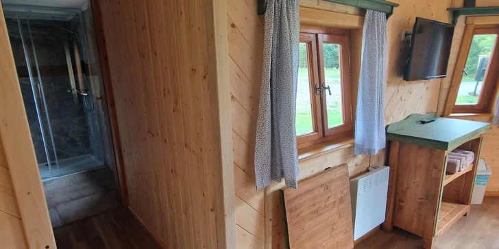 Chalúpky v Pekle Čertovina: polpenzia, animačný program, detská herňa a zľava na vstup do Rozprávkovej dedinky