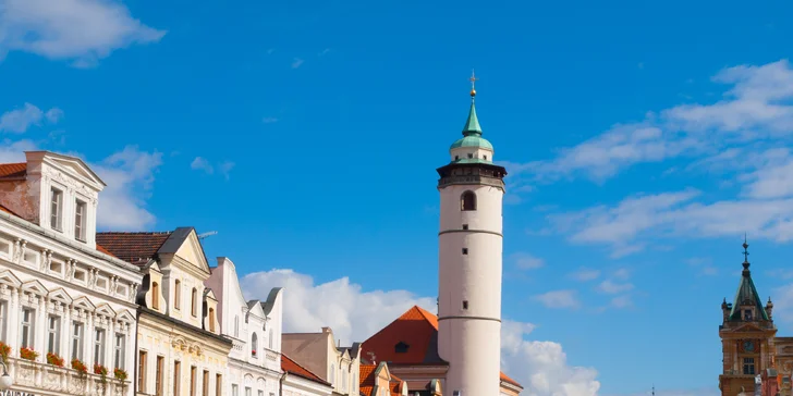 Pobyt v historickom centre Domažlíc: raňajky, fľaša prosecca aj vstup do aquaparku