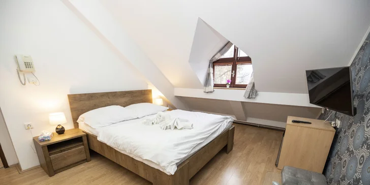 Pobyt neďaleko Orlických hôr: raňajky alebo polpenzia, wellness, masáž aj jazda na koňoch