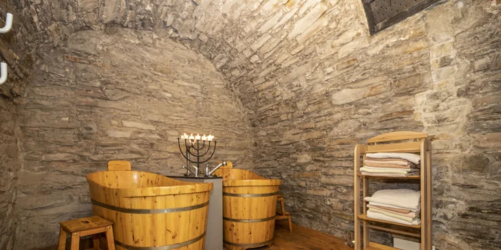 Pobyt neďaleko Orlických hôr: raňajky alebo polpenzia, wellness, masáž aj jazda na koňoch