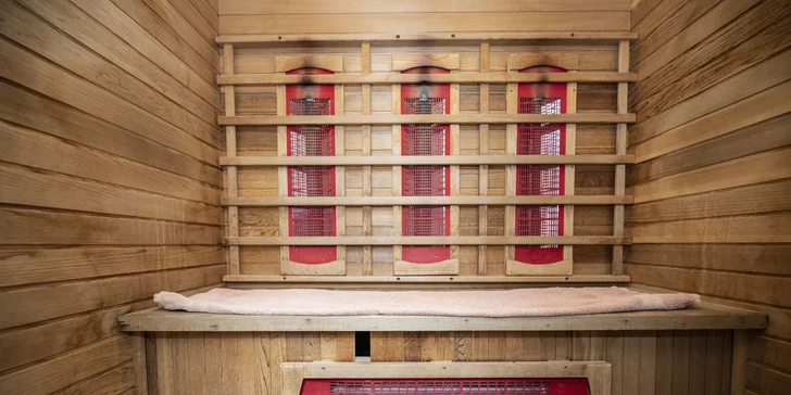 Pobyt neďaleko Orlických hôr: raňajky alebo polpenzia, wellness, masáž aj jazda na koňoch