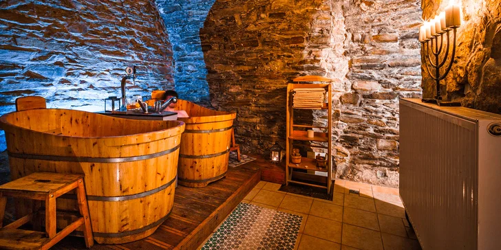 Pobyt neďaleko Orlických hôr: raňajky alebo polpenzia, wellness, masáž aj jazda na koňoch