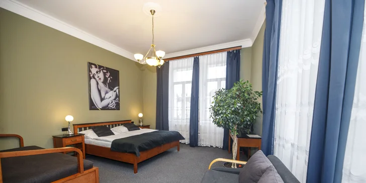 Pobyt v Orlických horách: hotel v štýle art deco, polpenzia aj vstup do bazéna či na zámok