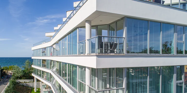 5* luxus pri Baltiku: moderné apartmány priamo pri mori, možnosť s raňajkami aj pobyt pre dve deti zadarmo