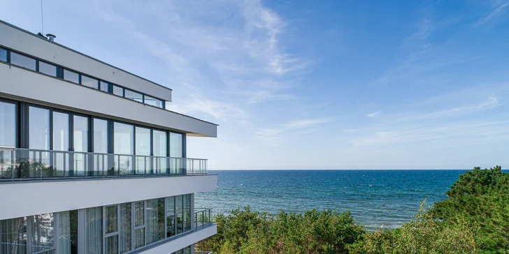 5* luxus pri Baltiku: moderné apartmány priamo pri mori, možnosť s raňajkami aj pobyt pre dve deti zadarmo