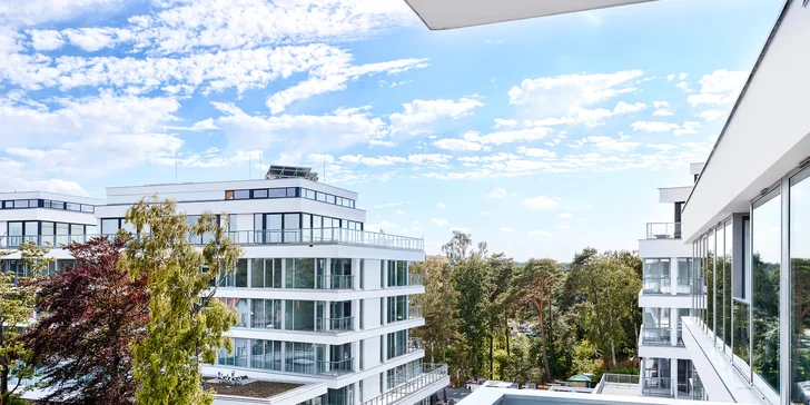 5* luxus pri Baltiku: moderné apartmány priamo pri mori, možnosť s raňajkami aj pobyt pre dve deti zadarmo