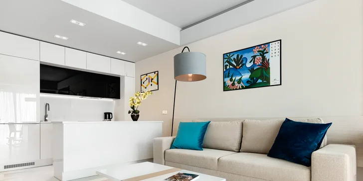 5* luxus pri Baltiku: moderné apartmány priamo pri mori, možnosť s raňajkami aj pobyt pre dve deti zadarmo