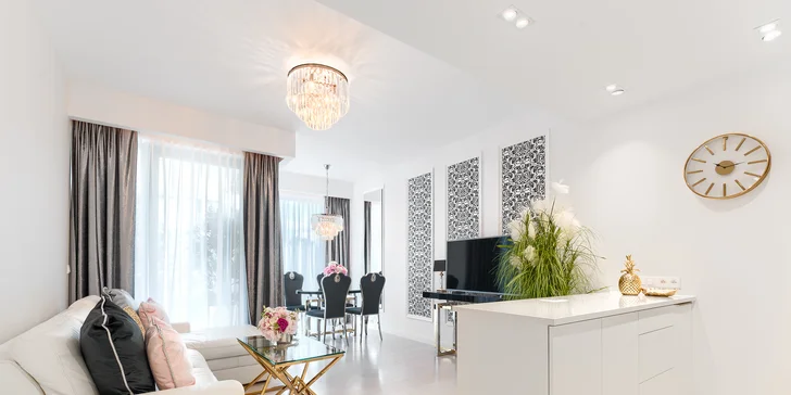 5* luxus pri Baltiku: moderné apartmány priamo pri mori, možnosť s raňajkami aj pobyt pre dve deti zadarmo