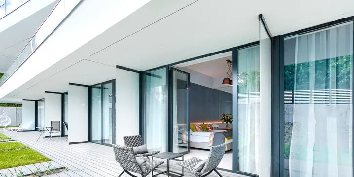 5* luxus pri Baltiku: moderné apartmány priamo pri mori, možnosť s raňajkami aj pobyt pre dve deti zadarmo