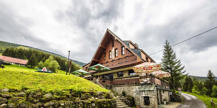 Pobyt v rodinnom hoteli v Špindlerovom Mlyne: polpenzia, zábava a výlety