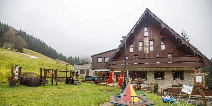 Pobyt v rodinnom hoteli v Špindlerovom Mlyne: polpenzia, zábava a výlety