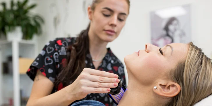 Zoštíhľujúce procedúry v Scarlett clinic: Endosféra, EMS Zero aj výhodná permanentka