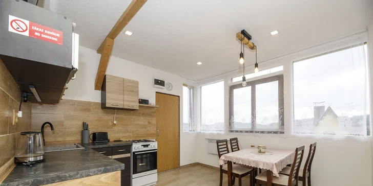 Až 8 dní pohody priamo pri Lipne: vybavený apartmán s kuchynkou a požičaním bicyklov aj infrasaunou