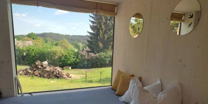 Ubytovanie v drevenom posede pri potôčiku s možnosťou poctivých raňajok