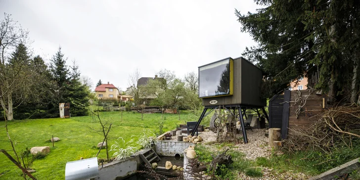 Ubytovanie v drevenom posede pri potôčiku s možnosťou poctivých raňajok