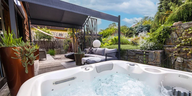 Buďte pár dní len spolu: romantický pobyt v luxusnej chate so saunou, vírivkou, cryo vaňou a krbom