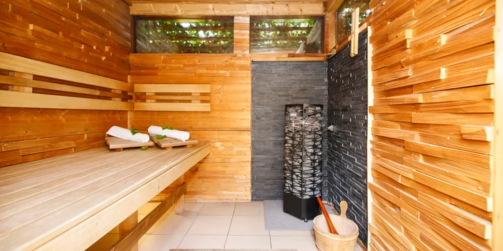 Buďte pár dní len spolu: romantický pobyt v luxusnej chate so saunou, vírivkou, cryo vaňou a krbom