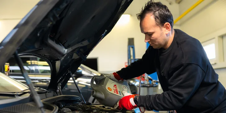 Výmena oleja a filtrov s materiálom a prehliadkou