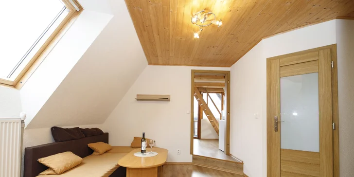 Dovolenka v chatovej osade na Lipne: vybavené apartmány pre 5 osôb a Lipno card