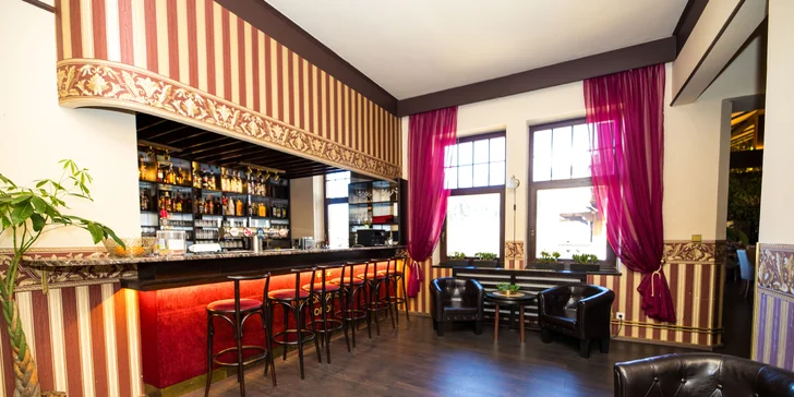 Novo zrekonštruovaný Lovecký Zámoček nad Liberecom pre 2–4 výletníkov aj s raňajkami