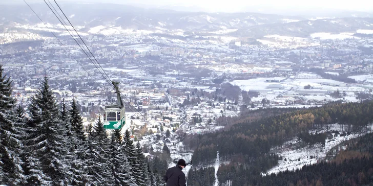 Novo zrekonštruovaný Lovecký Zámoček nad Liberecom pre 2–4 výletníkov aj s raňajkami