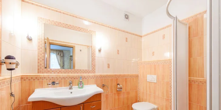 Pobyt blízko Křivoklátska pre dvoch: all inclusive vrátane nápojov a neobmedzený wellness