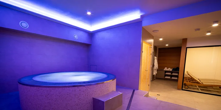 Dizajnový hotel v Písku: reštaurácia zameraná na lokálne suroviny, polpenzia, degustačné večere aj wellness