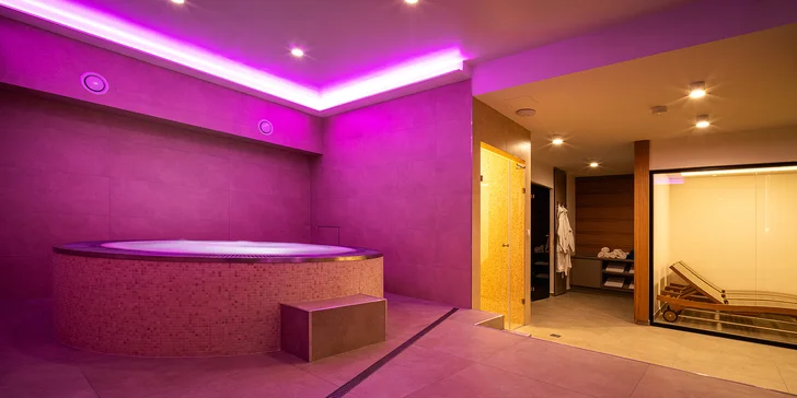 Dizajnový hotel v Písku: reštaurácia zameraná na lokálne suroviny, polpenzia, degustačné večere aj wellness