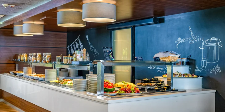 Wellness pobyt neďaleko mesta Pécs s termálnou vodou, polpenziou, detským bazénom a množstvo aktivít