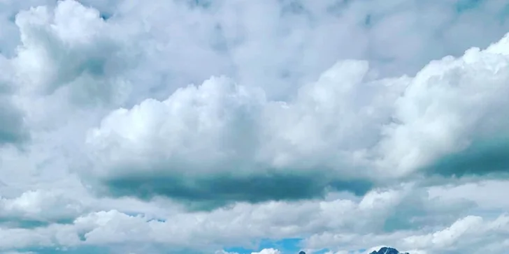 Tatranská panoráma: zážitkové lety ponad Vysoké Tatry až pre 3 osoby v komfortnom lietadle DIAMOND DA-40