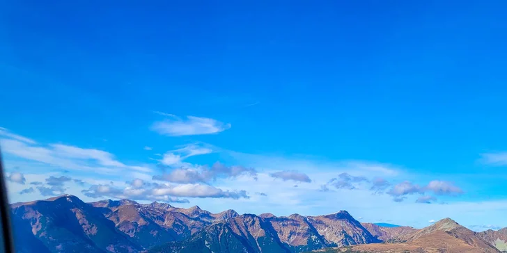Tatranská panoráma: zážitkové lety ponad Vysoké Tatry až pre 3 osoby v komfortnom lietadle DIAMOND DA-40
