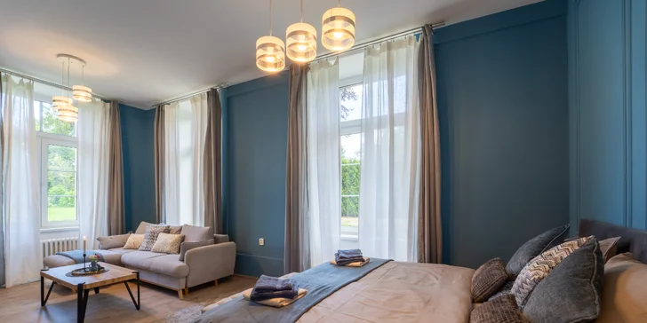Jeseníky: apartmány až pre 8 osôb v bývalom zámku, možnosť raňajok na izbu aj privátneho wellness