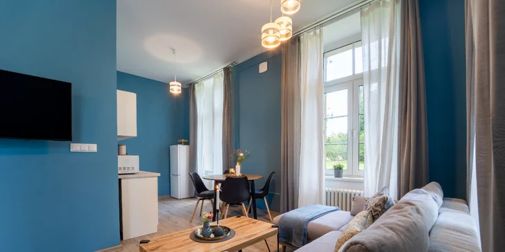 Jeseníky: apartmány až pre 8 osôb v bývalom zámku, možnosť raňajok na izbu aj privátneho wellness