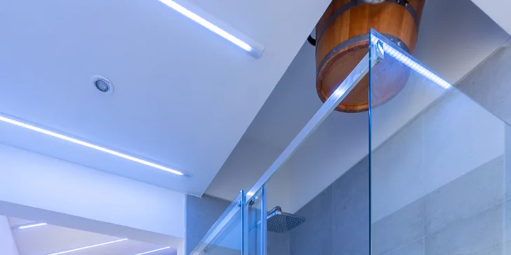 Jeseníky: apartmány až pre 8 osôb v bývalom zámku, možnosť raňajok na izbu aj privátneho wellness