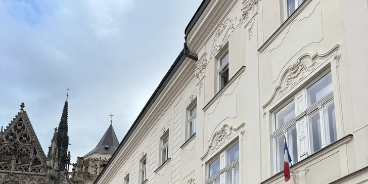 Laserové epilácia rôznych partií: Zbavte sa chĺpkov navždy