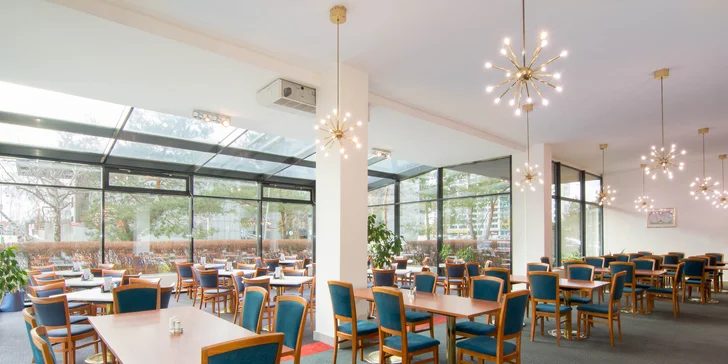 Pobyt v kongresovom hoteli v Prahe s raňajkami, 100 m od metra Budějovická