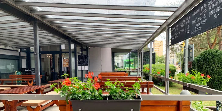 Pobyt v kongresovom hoteli v Prahe s raňajkami, 100 m od metra Budějovická