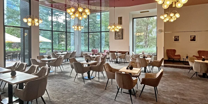 Pobyt v kongresovom hoteli v Prahe s raňajkami, 100 m od metra Budějovická