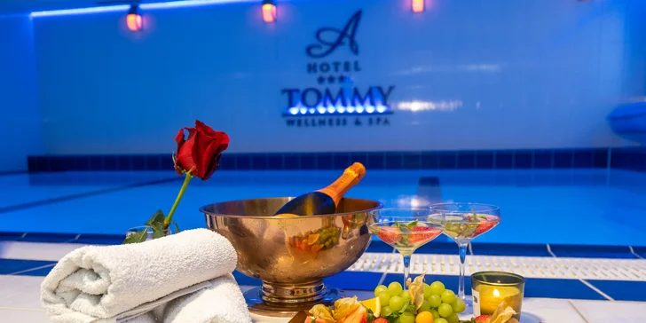 Pobyt neďaleko Adršpašských skál v izbe Economy alebo Superior s raňajkami a wellness