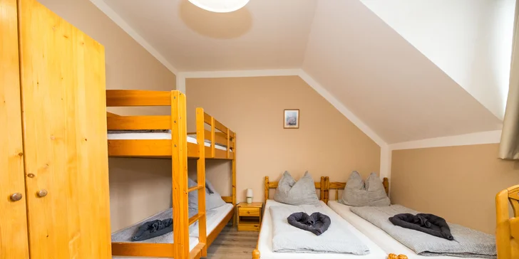 Penzión v pokojnej časti Františkových Lázní: pobyt aj so vstupom do Aquaforu a fľašou vína