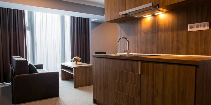 Hotel so 4* na brehu Zemplínskej Šíravy s wellness, polpenziou aj neobmedzenou konzumáciou vína