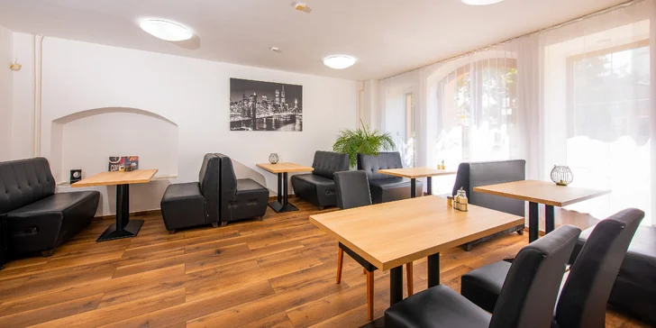 Pobyt s raňajkami v historickom centre Kežmarku: v ponuke aj nadštandardná izba so saunou