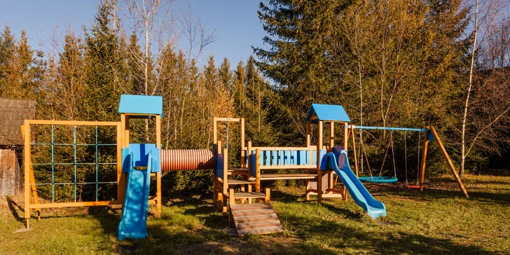 Pobyt v penzióne v Zuberci s exteriérovým mini wellness a raňajkami: v okolí hory i termálne pramene