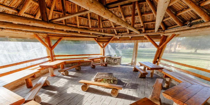 Pobyt v penzióne v Zuberci s exteriérovým mini wellness a raňajkami: v okolí hory i termálne pramene