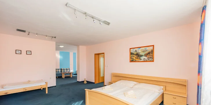 Pobyt v penzióne v Zuberci s exteriérovým mini wellness a raňajkami: v okolí hory i termálne pramene