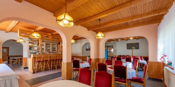 Pobyt v penzióne v Zuberci s exteriérovým mini wellness a raňajkami: v okolí hory i termálne pramene