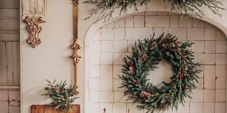 Profesionálne vianočné fotenie v ateliéri: 5 alebo 15 upravených digitálnych fotografií