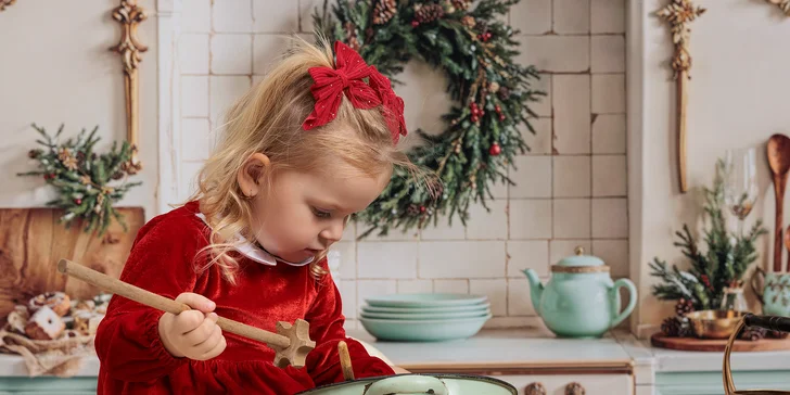 Profesionálne vianočné fotenie v ateliéri: 5 alebo 15 upravených digitálnych fotografií